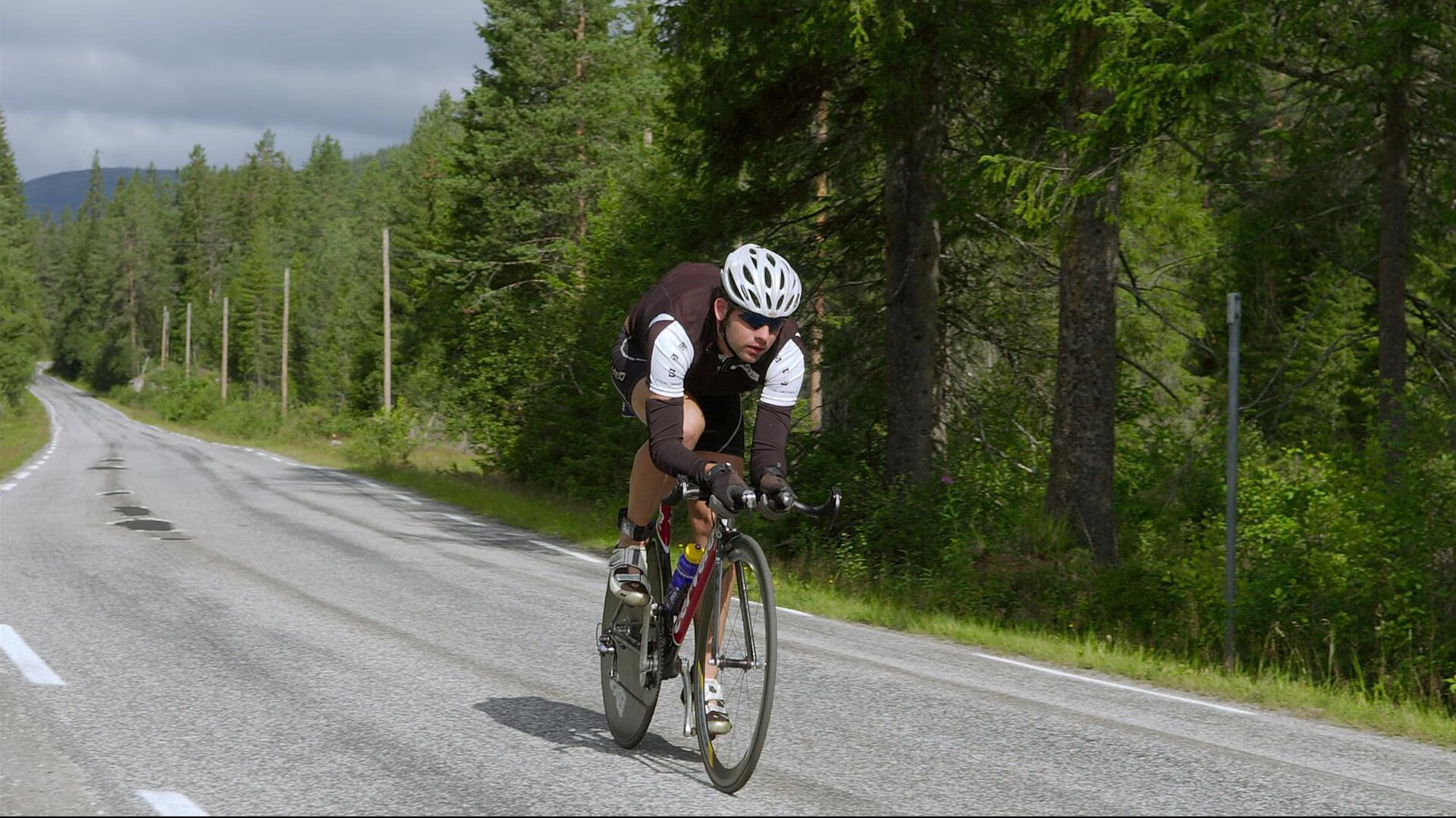 职业联赛打造数字化赛事分析系统推动智能管理，数字化体育赛事